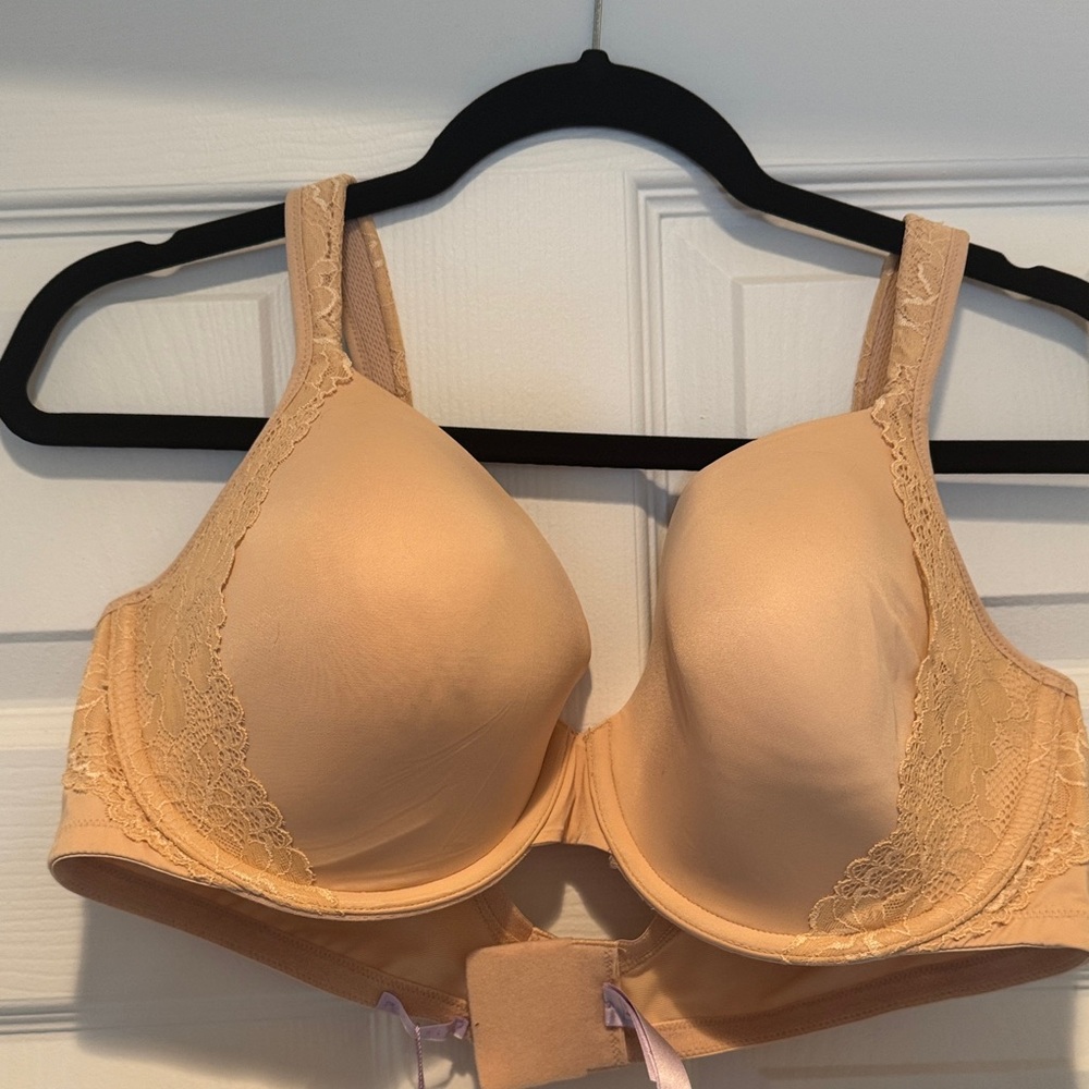 Savage X Fenty Lace Accent Bra in Tan